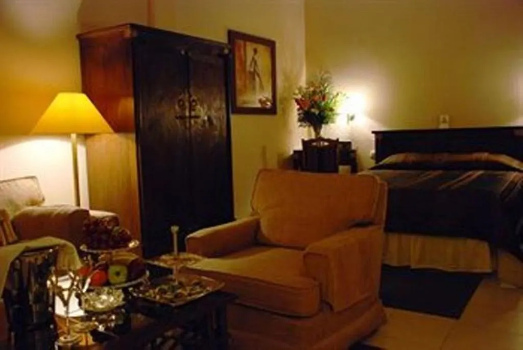 Astoria Hotel Dakar 3*,